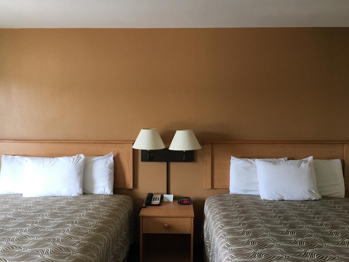Hometown Inn-Soddy Daisy ภายนอก รูปภาพ
