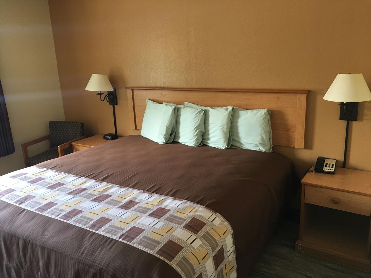 Hometown Inn-Soddy Daisy ภายนอก รูปภาพ