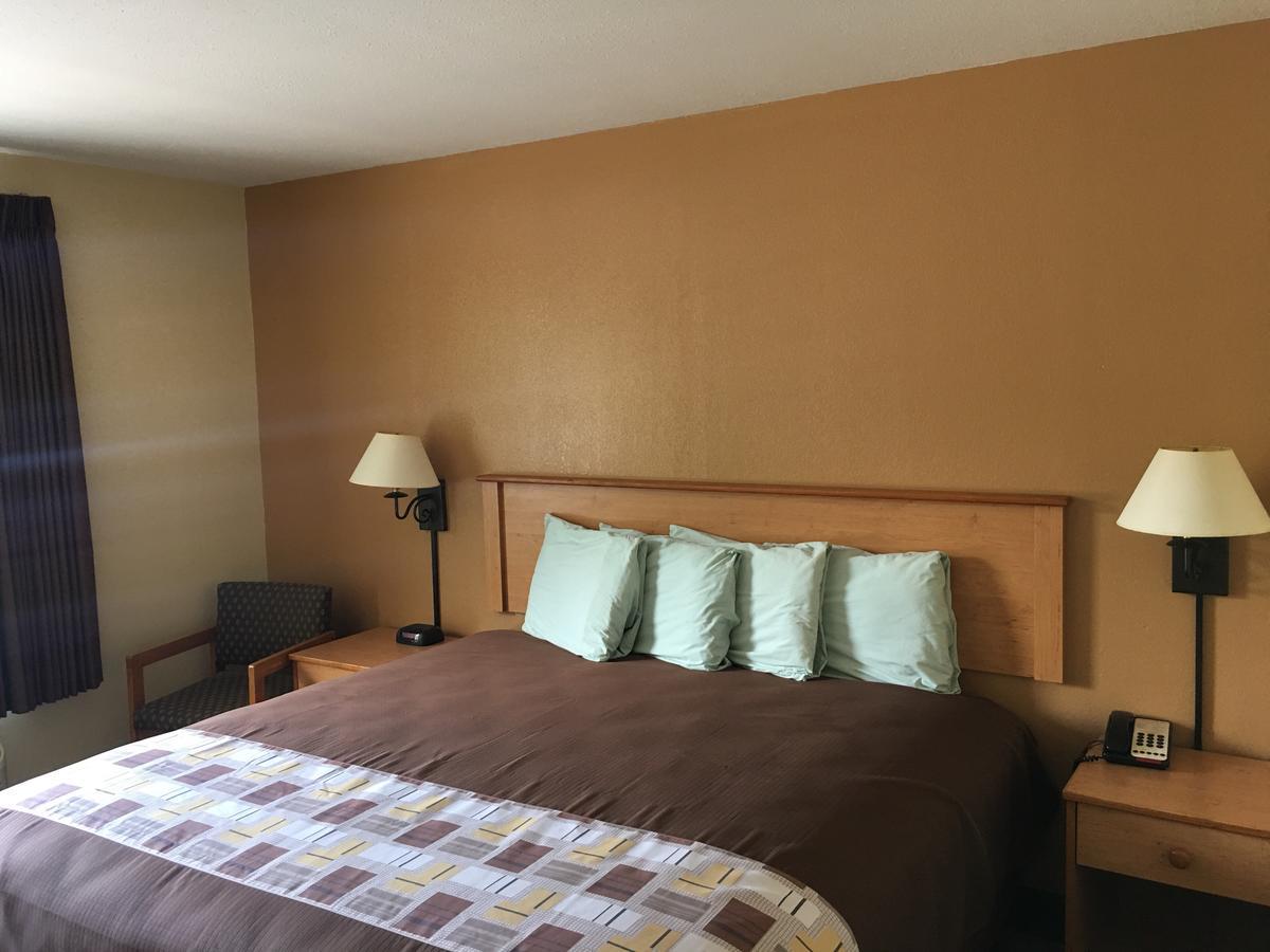 Hometown Inn-Soddy Daisy ภายนอก รูปภาพ