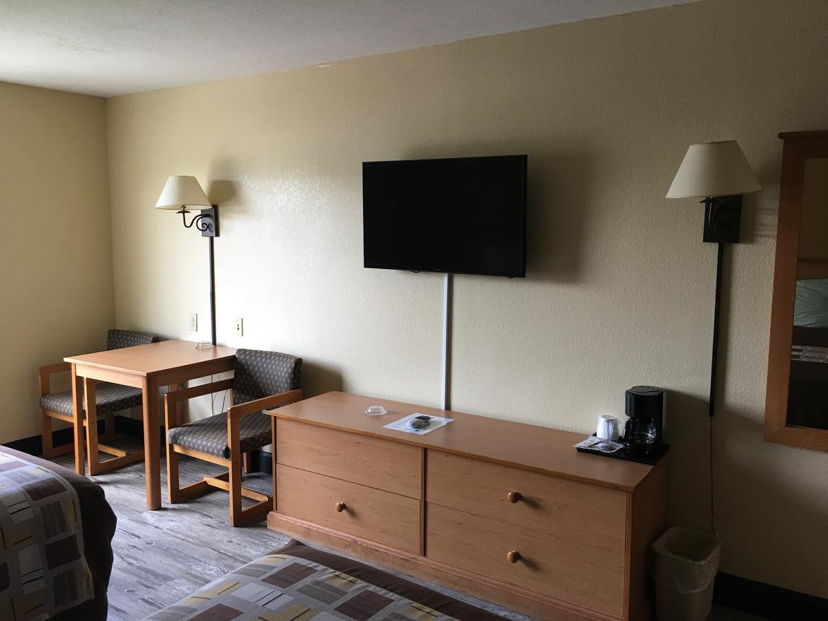 Hometown Inn-Soddy Daisy ภายนอก รูปภาพ